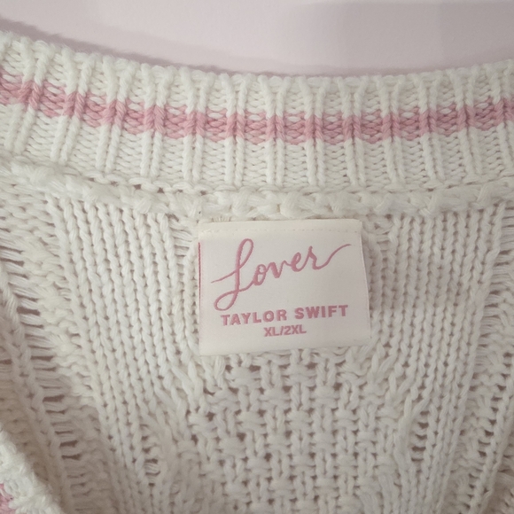 Taylor Swift Lover Cardigan XL/2XL • Pink Heart Knit • Official Swiftie Merch - Picture 5 of 6